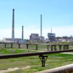 Колапс у північному Криму: міста без світла і води, зупинка заводу і протести жителів