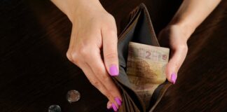Украинцам выплатят до 43 000 гривен за трудоустройство: кто может получить деньги