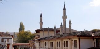 «EVİM/МІЙ ДІМ»: в Україні реалізують проєкт про культурне майбутнє Криму