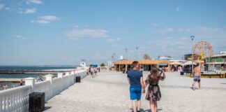 Розвожаєв визнав проблеми з курортним сезоном у Севастополі