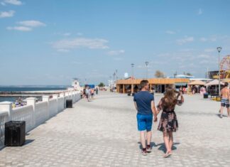 Розвожаєв визнав проблеми з курортним сезоном у Севастополі