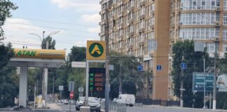 На кримських АЗС знову зник бензин