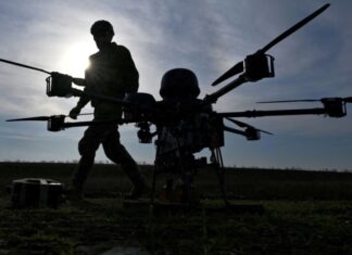 Уночі в Криму лунали вибухи: під ударом опинилися об’єкти біля Севастополя, Сімферополя та Красноперекопська
