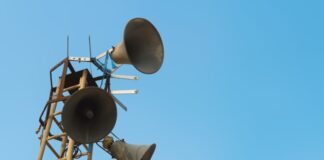 У Криму вночі було чути прольоти дронів та вибухи, у Севастополі оголошували повітряну тривогу