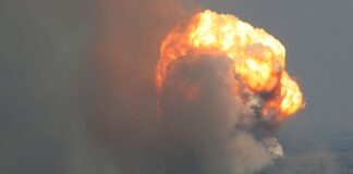 У Севастополі та Армянську повідомляють про атаку БпЛА і вибухи. Російська влада заявила про жертви
