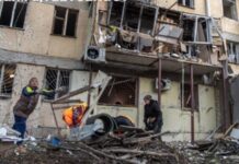 У Севастополі «прилітає» по будинках. Москву попросять «компенсувати війну»?