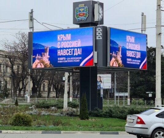 Бензину немає, але обіцяють перемогу: паливна криза, псевдовибори та фейки російської пропаганди для Криму