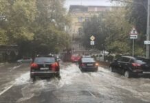 Потоп та евакуація на ПБК: усе, що відомо про наслідки шторму в Криму (ФОТО)