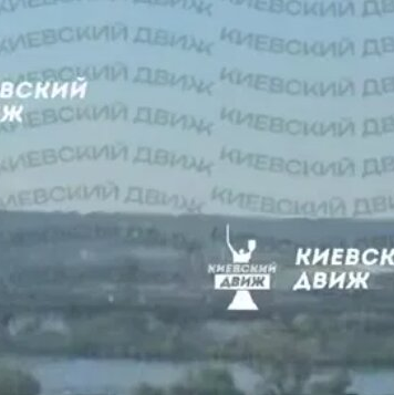 Кличко подтвердил два попадания дронов у опоры Южного моста: движение метро остановили